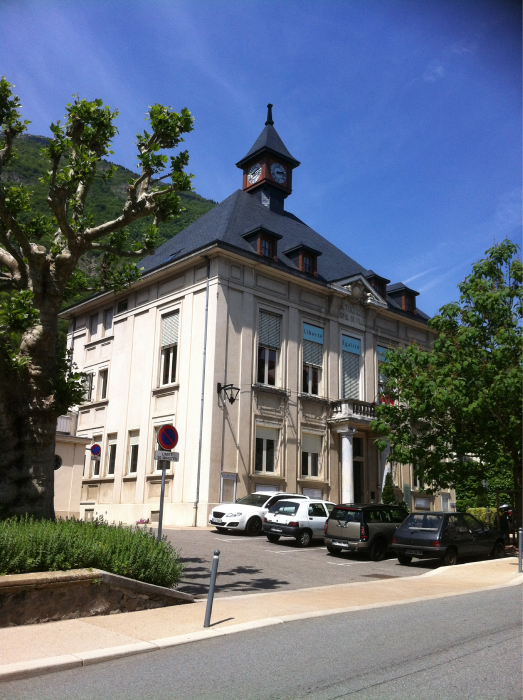 MAIRIE LA TRONCHE (1) 1